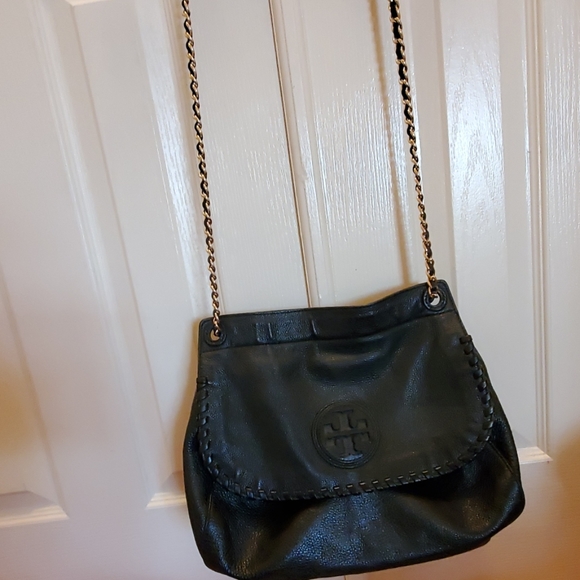 Ladies black leather Tory Burch shoulder handbag - Picture 2 of 5